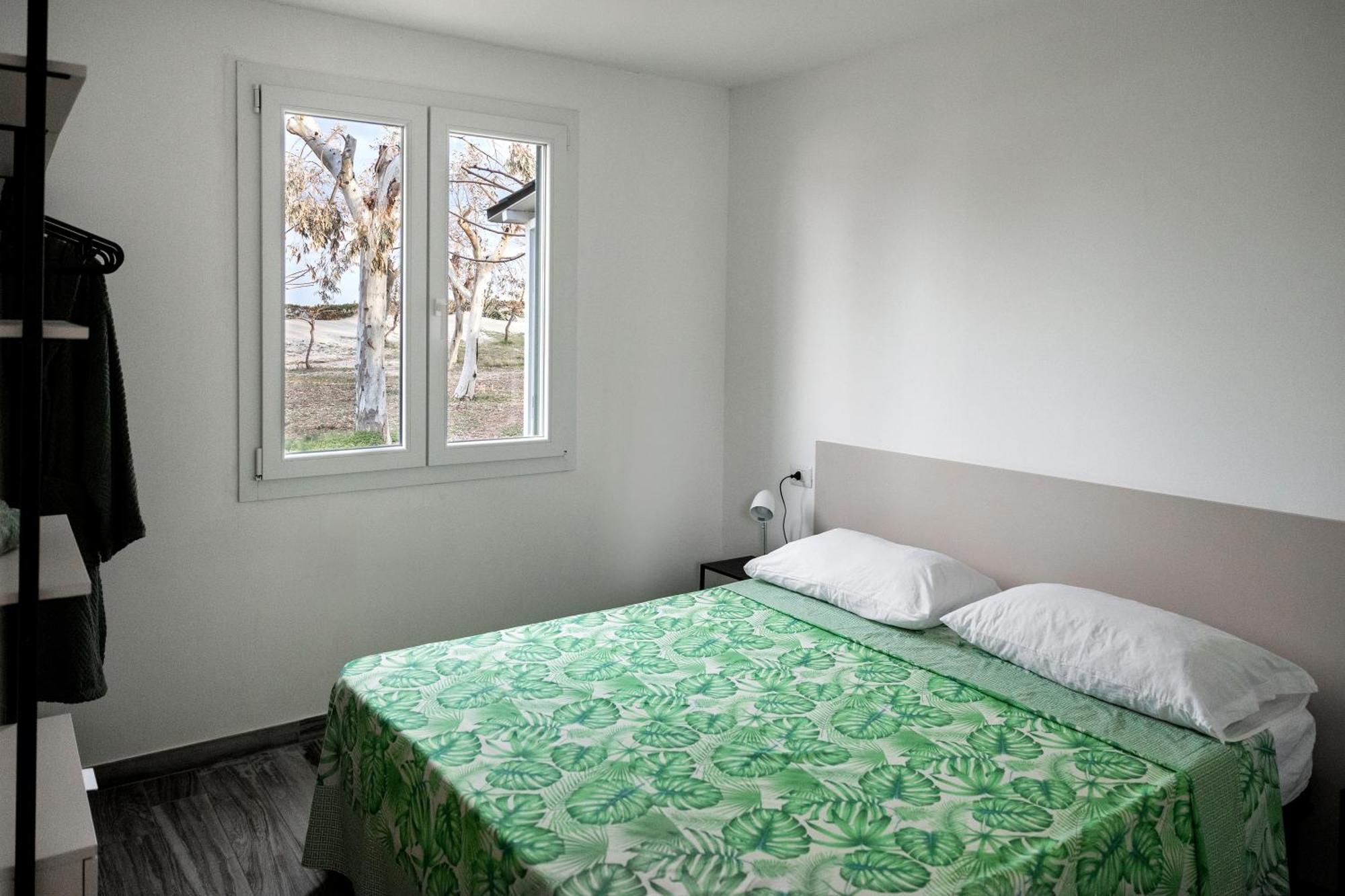 Villaggio Camping Poseidon - Bungalows & Rooms With Sea View In Nature Santa Caterina Dello Ionio Marina Ngoại thất bức ảnh